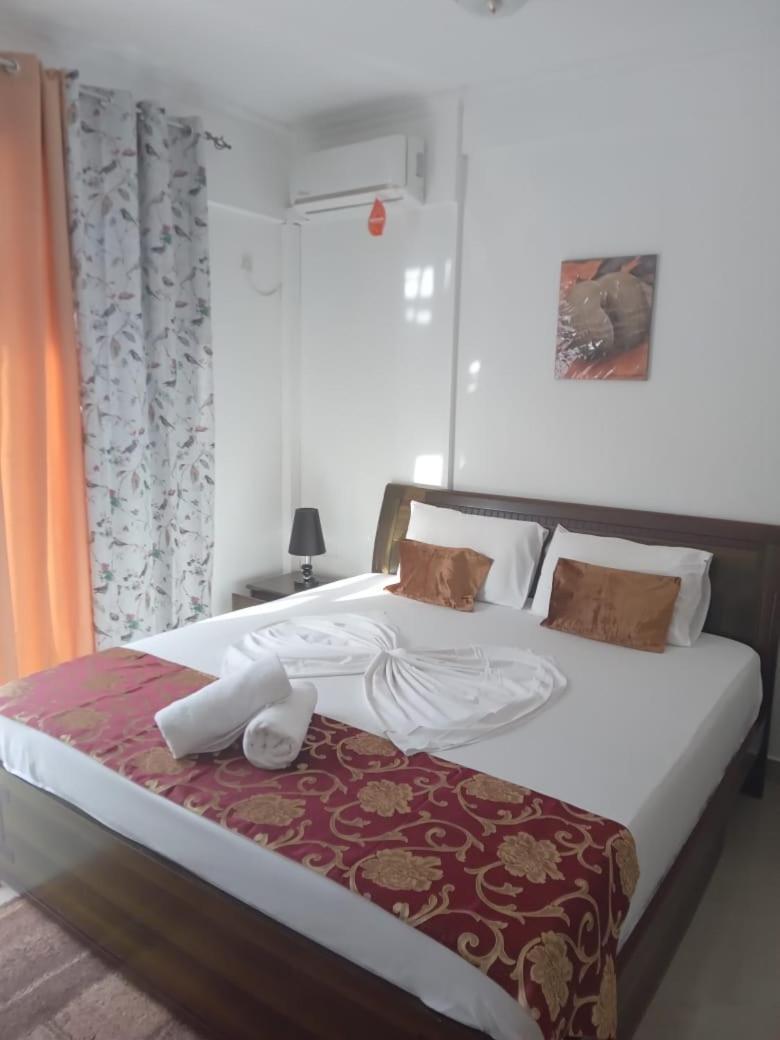 Diamond Plaza Hotel Grand Anse  Quarto foto